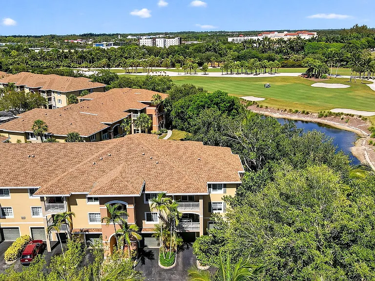 6511 Emerald Dunes Dr #304 — Photo 44