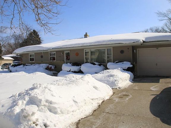3rd image of 5104 Upland Dr