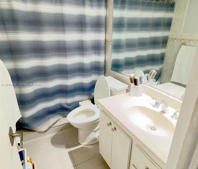 5555 Collins Ave #16W — Photo 13