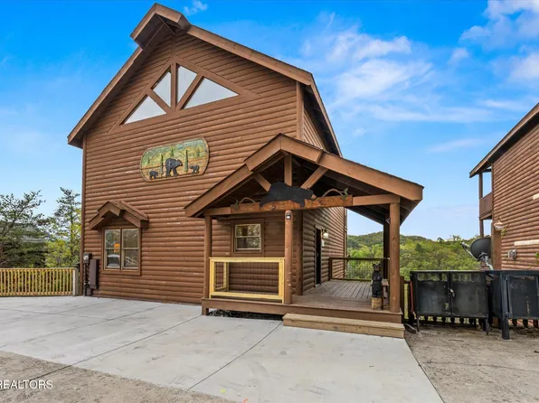 2014 Delta Dawn Dr, Sevierville, TN 37862