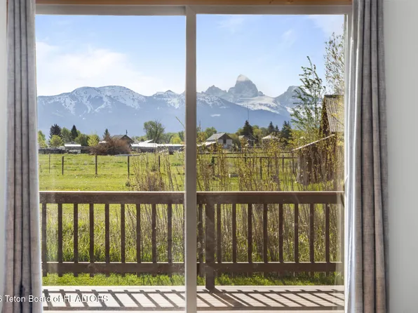 5899 Boyer Dr, Tetonia, ID 83452