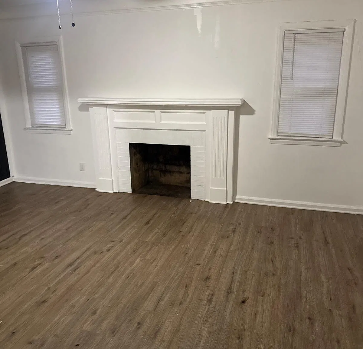 2 bed, 1000 sqft, $1,250 — Photo 2