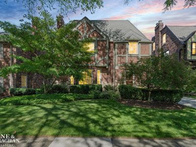 286 McKinley Ave, Grosse Pointe Farms, MI, 48236