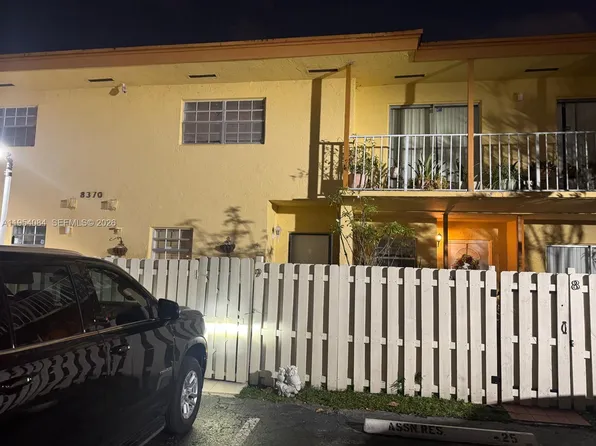 8370 SW 154th Ave APT 9, Miami, FL 33193