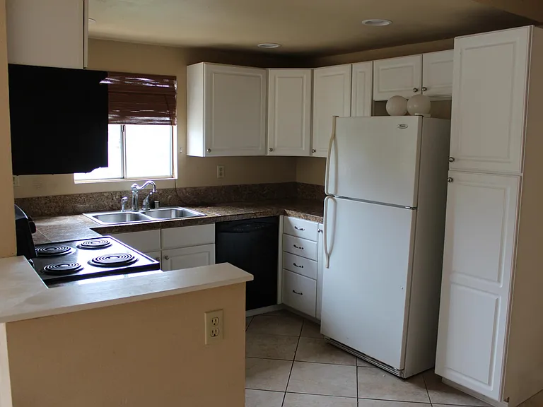 202 Woodland Pkwy #216 — Photo 8