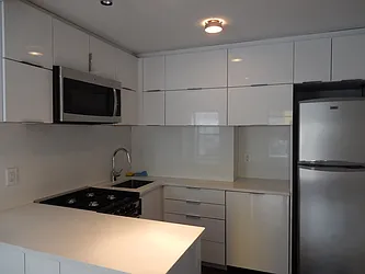 Rented by Aimee Grodanz, LREB