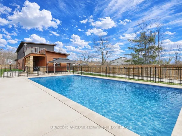 1887 Dominion Rd, Fort Erie, ON L0S 1N0