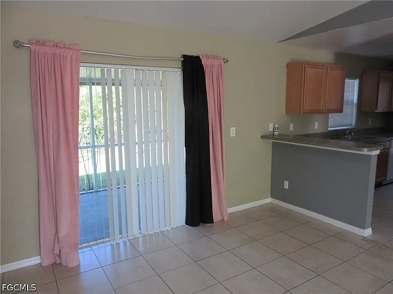 922 Eisenhower Blvd — Photo 15