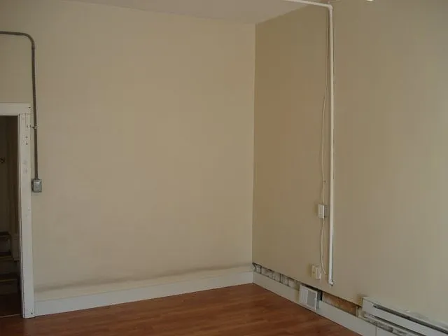 1037 Beard St #1 — Photo 7
