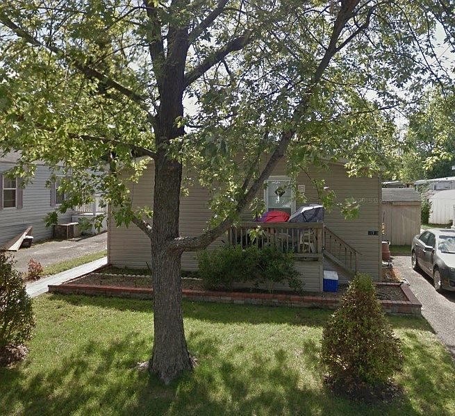 1st image of 14715 Pan Am Ave