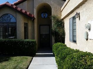 11686 Cedar Pl, Apple Valley, CA 92308