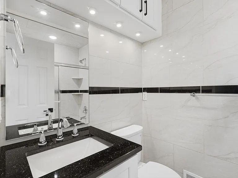 14 W 49th St #1 — Photo 19
