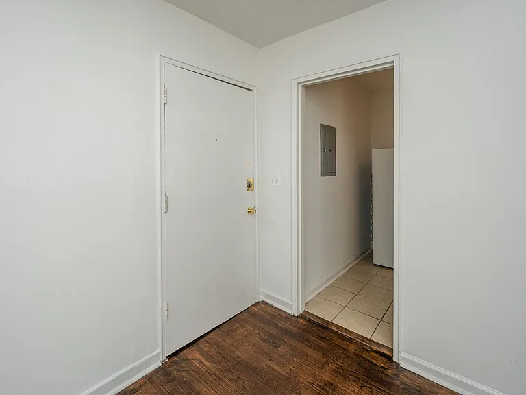 Magnolia Court — Photo 40
