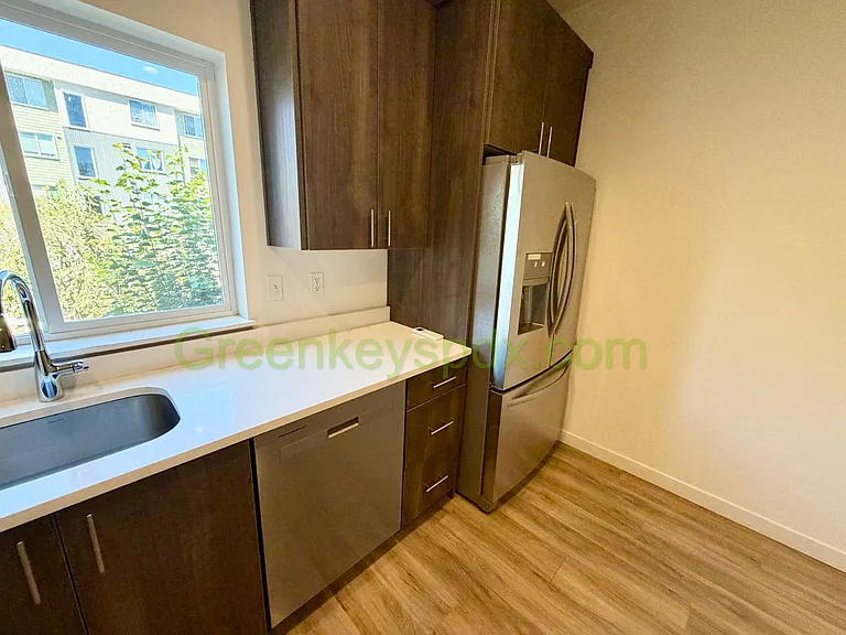 12117 SE Pardee St — Photo 8