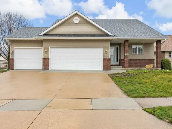 2400 Biltmore Ln, Coralville, IA 52241