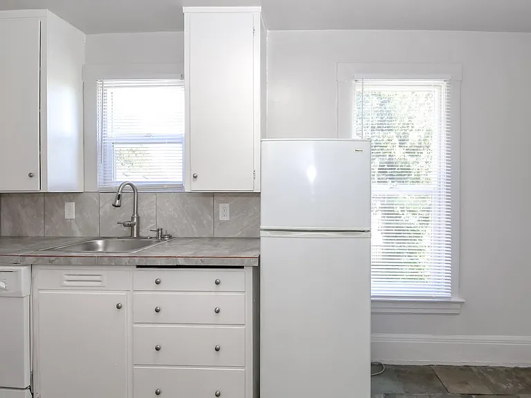 3719 S Thompson Ave #4 — Photo 9