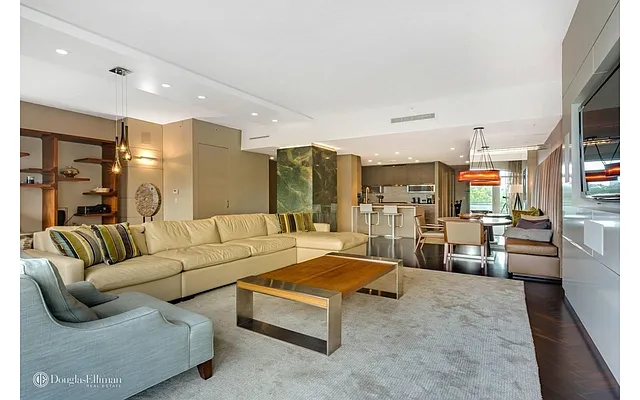 Rented by Douglas Elliman | media 17