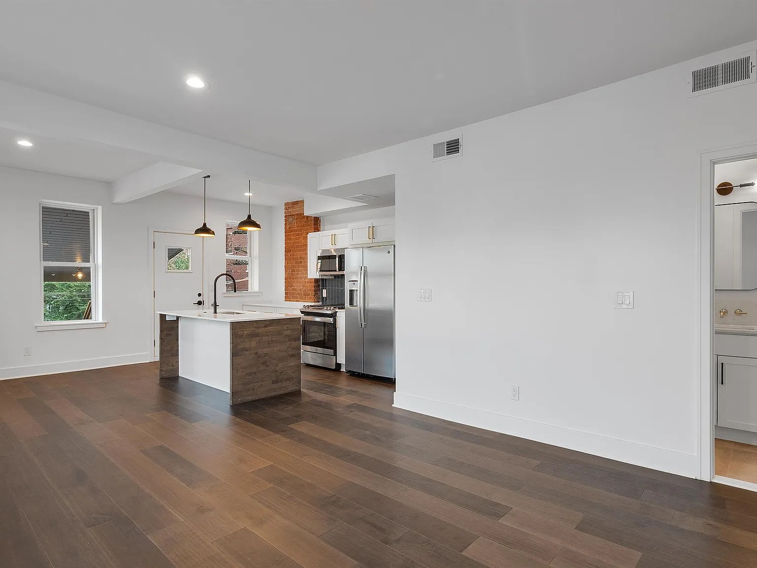 632 Prentis Street - 4 — Photo 4