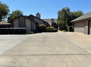 2023 S Pinkham Rd, Visalia, CA 93292