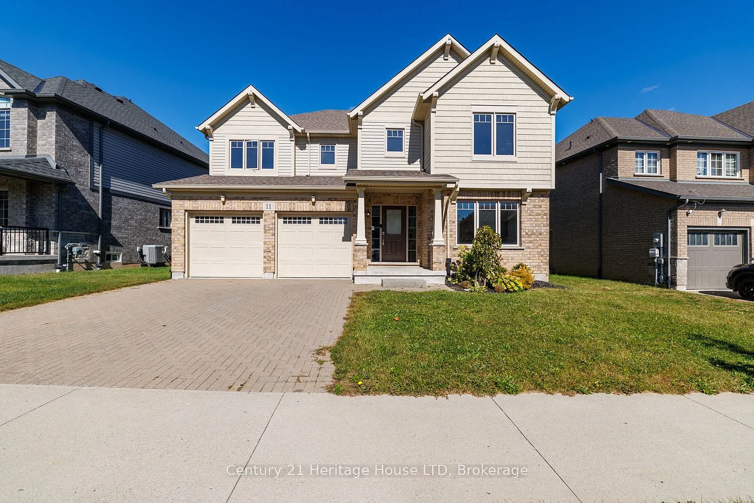 4 bed, $3,300 — Photo 2
