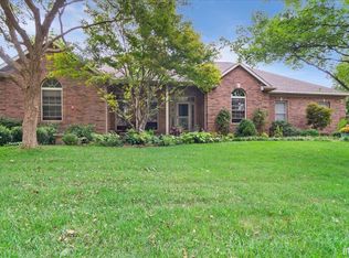 520 Brook Meadow Cir, Evansville, IN