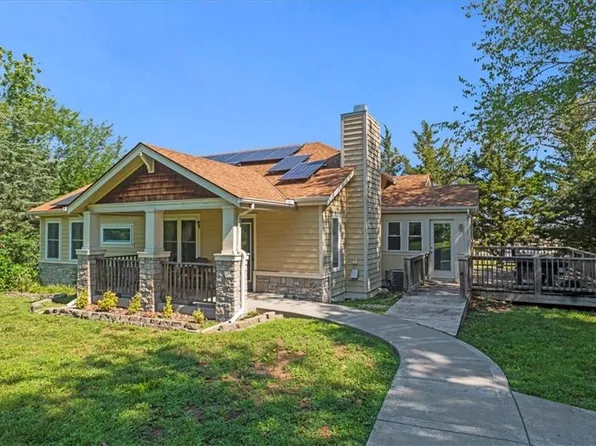 1706 Wornall Rd, Excelsior Springs, MO 64024