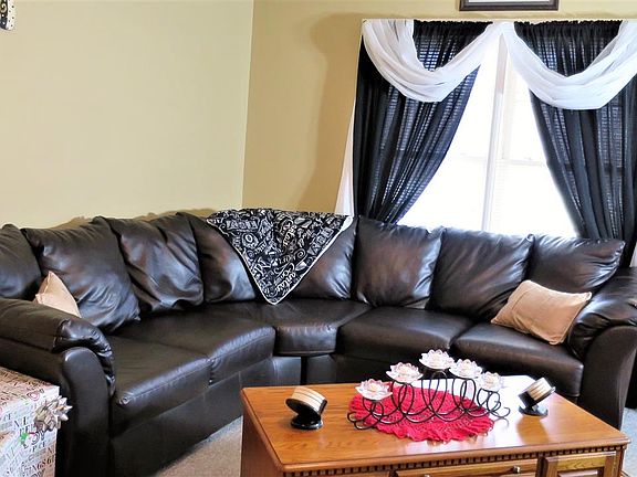 4th image of 187 Jenny Ln