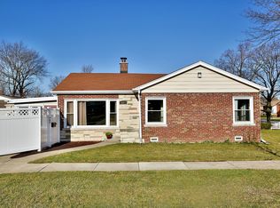 4601 W 97th Pl, Oak Lawn, IL 60453