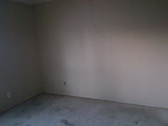 5th image of 3228 W Glendale Ave #72