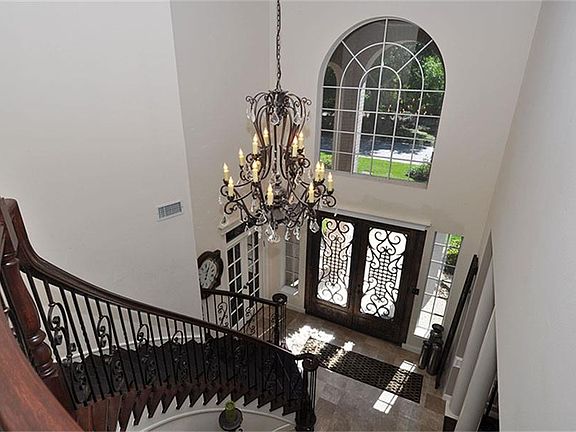 4th image of 1622 Scenic Shore Dr