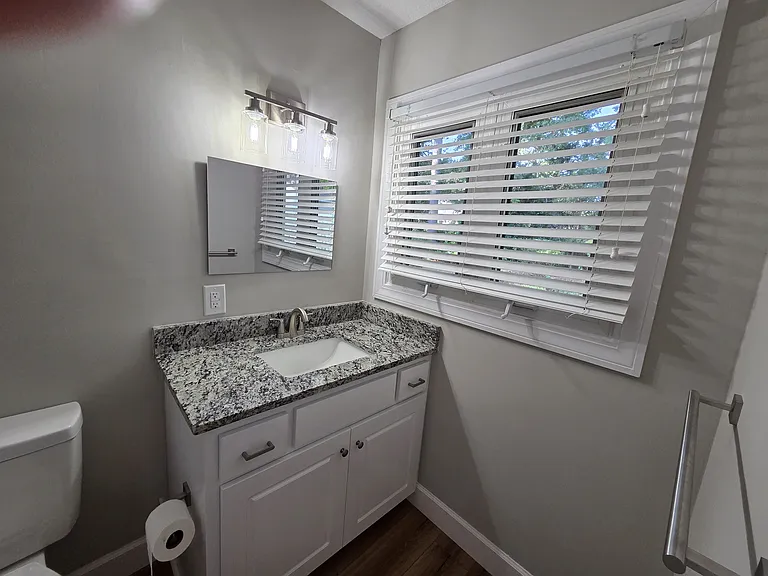 3812 Gloucester Rd — Photo 52