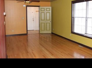 34 Mettler St #6, Woodbridge, CT 06525