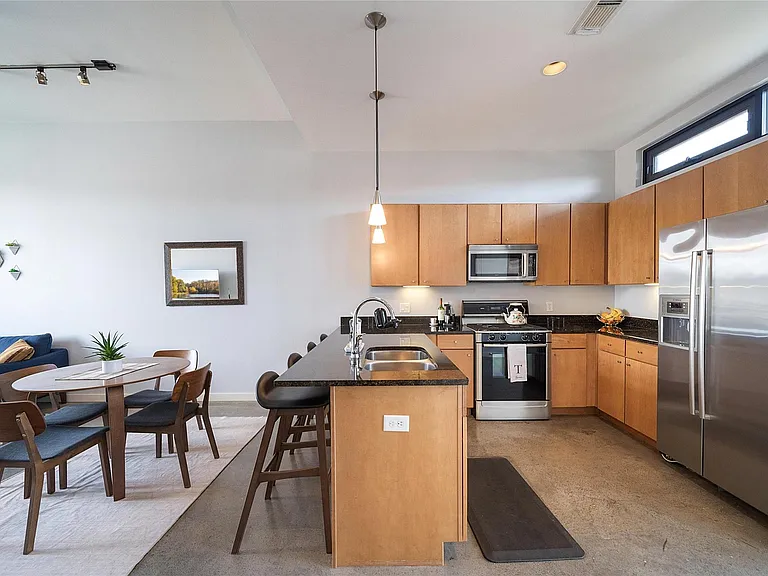 2525 S Lamar Blvd #304 — Photo 8