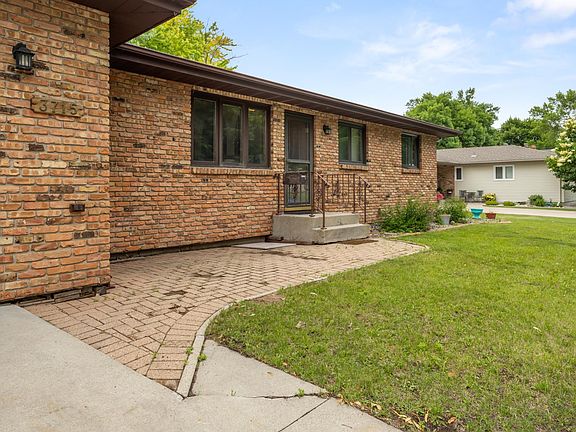 3rd image of 3715 Burritt St S
