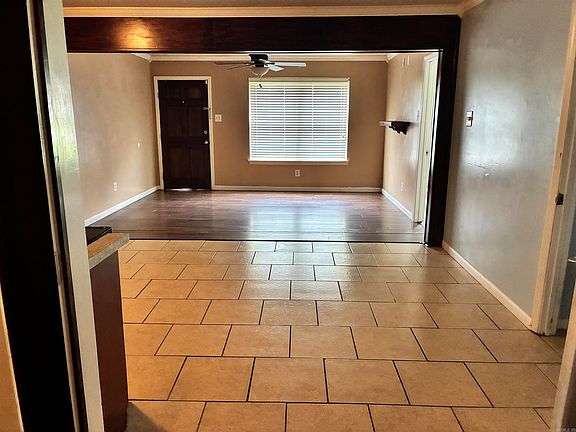 3rd image of 7401 Grace Dr