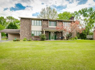 297 Beaver Rd, Bluff City, TN 37618