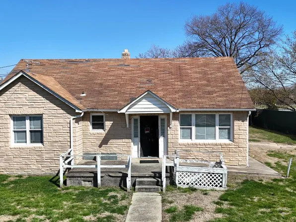 7 Woodland Ave, Baltimore, MD 21220