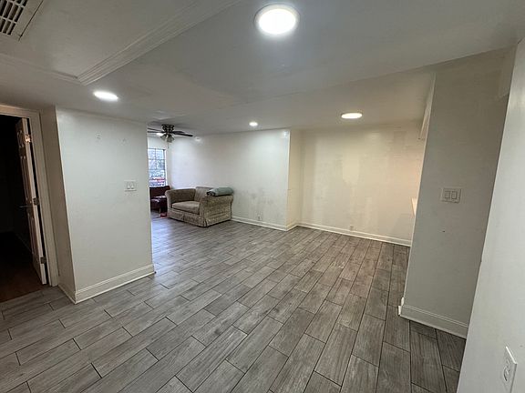 2nd image of 6200 Riverside Dr APT 525