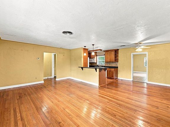 5th image of 4310 DR MARTIN LUTHER KING JR STREET S