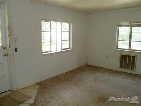 5th image of 436 Broward Ave