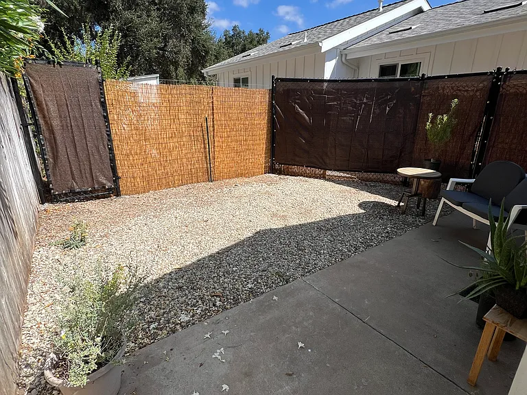 Carrizo St — Photo 12