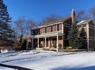 32 Foxhill Rd, Shrewsbury, MA 01545