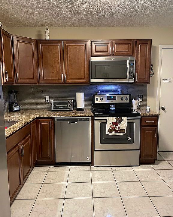 1st image of 9885C Watermill Cir E