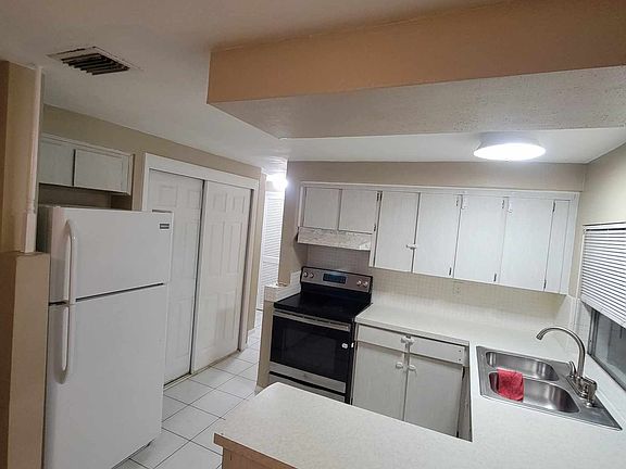 2nd image of 3504 Cheswick Dr
