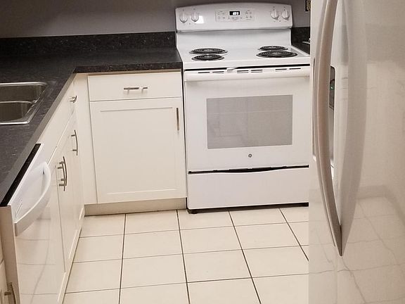 4th image of 824 Sugar House Blvd