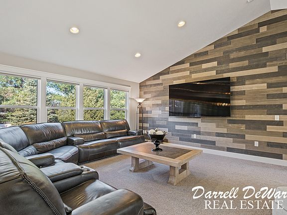 4th image of 6621 Bradenwood Dr