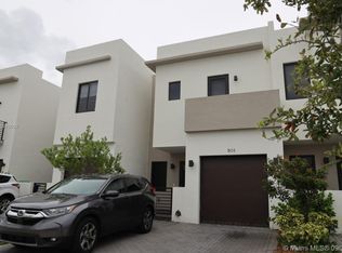 501 SW 91st Ct, Miami, FL 33174