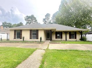1356 Crescent Dr, Baton Rouge, LA 70806