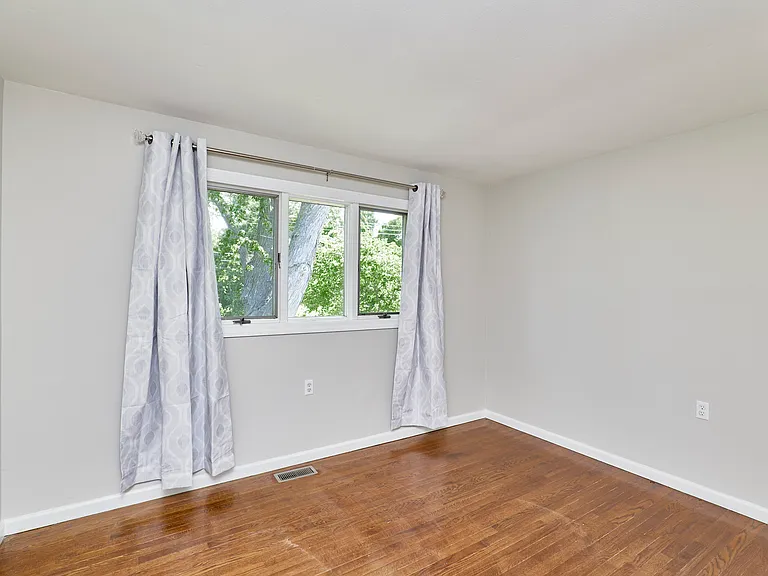 3248 Janton Ln — Photo 17