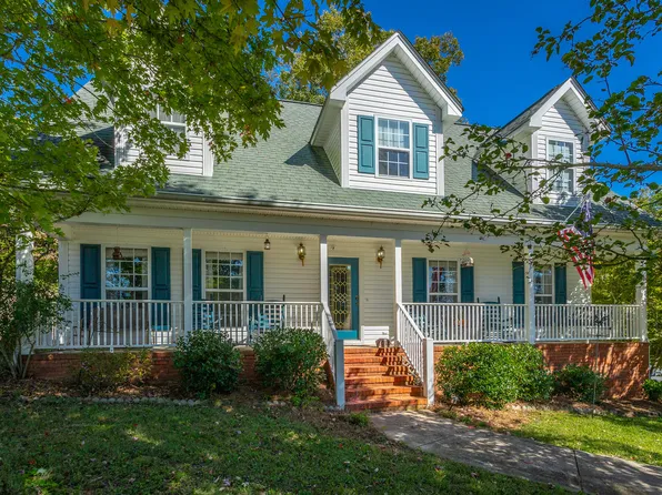 1032 Trojan Run Dr, Soddy Daisy, TN 37379